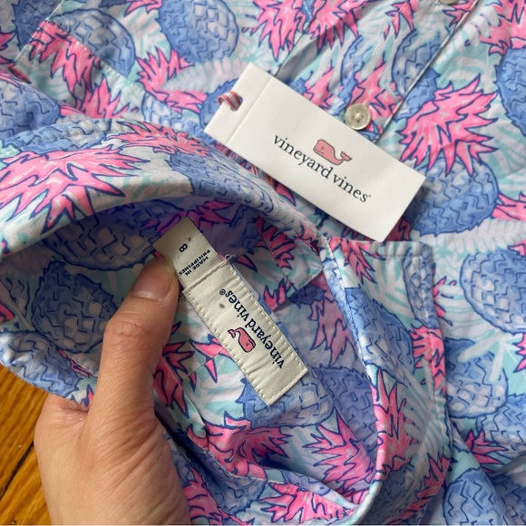 Vineyard Vines pineapple printed popover half button boho tropical shirt size 8 - Picture 3 of 12